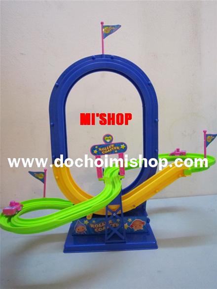 ray xe roller croaster: RAY XE HƠI ROLLER CROASTER 

1 Bộ gồm : 3 xe hơi , lá cờ , biển , 2 mảnh ráp , 1 khung

Sản phẩm dùng pin 3A ( được tặng kèm khi mua )

Màu : 1 màu như hình 